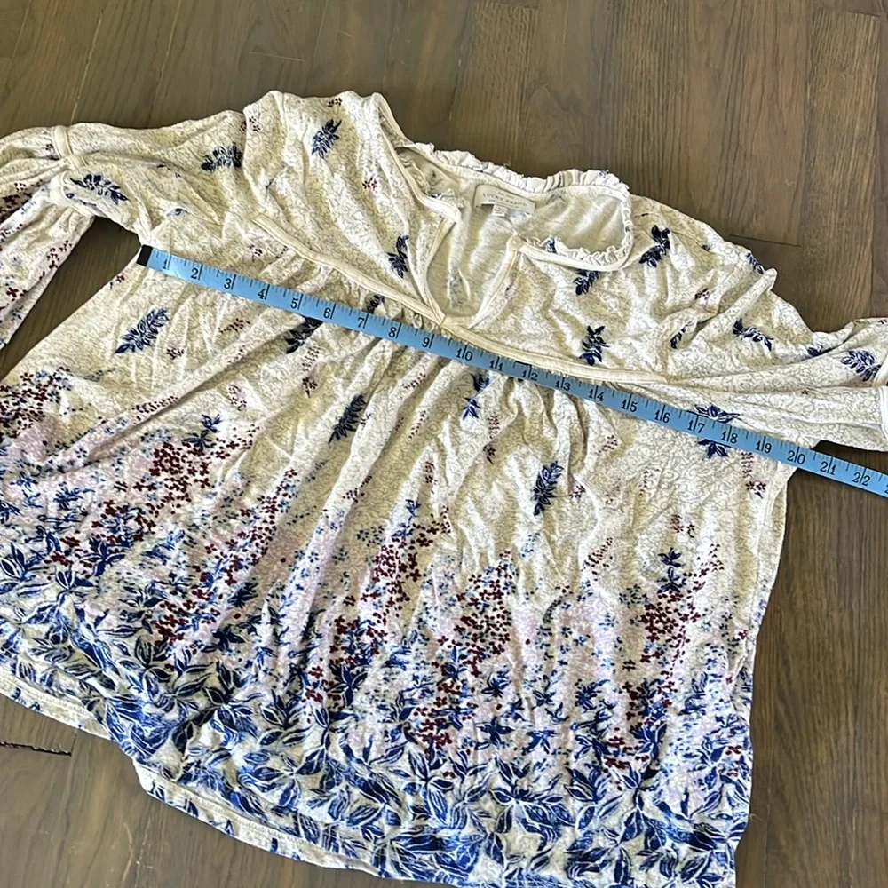 Lucky Brand Cream and Blue Floral Blouse - Picture 7 of 9